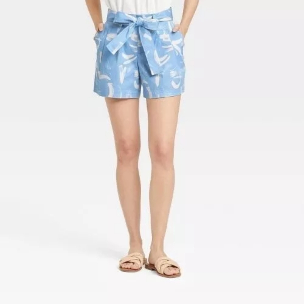 NWT A New Day High-Rise Pleat Front Shorts Size 18